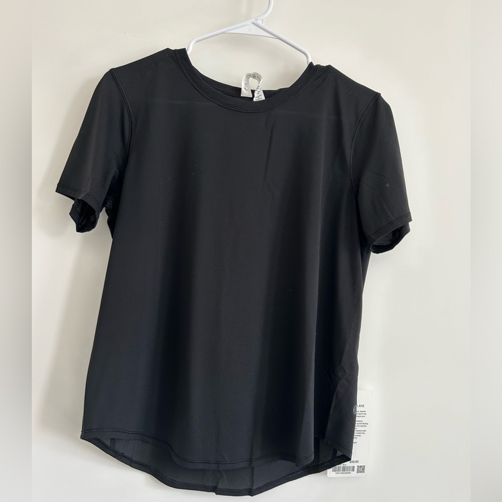 Lululemon Tshirt